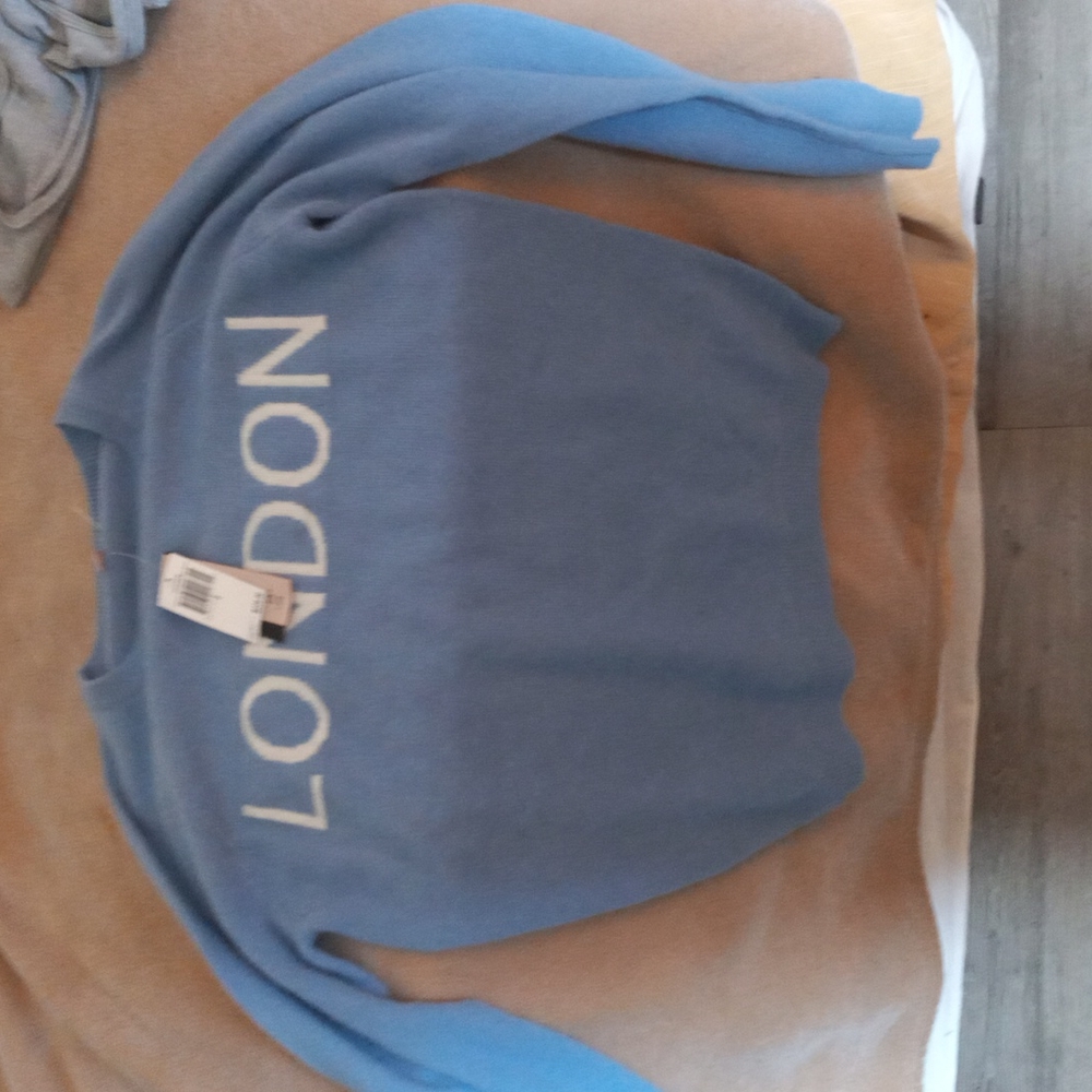 Cashmere sweater